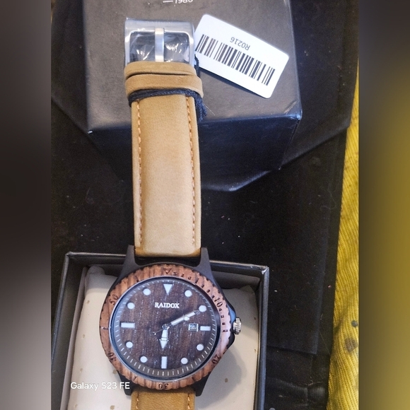 Stunning Raidox Wooden Watch - Picture 3 of 5